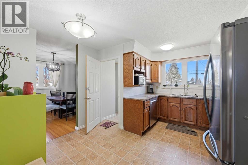 1012 Riddell Place SE — photo 12