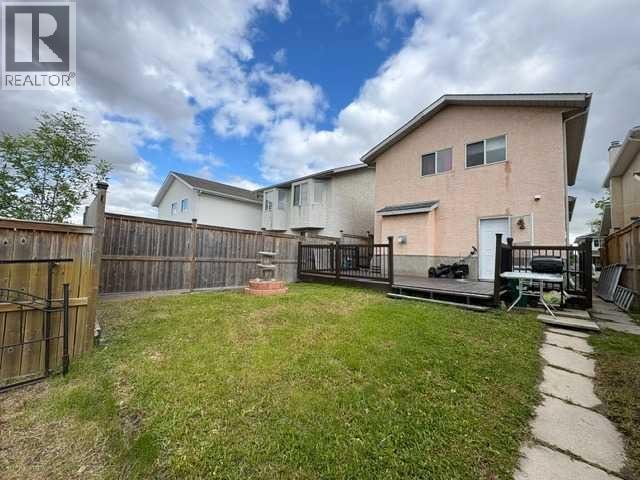 6934 Laguna Way NE — photo 37