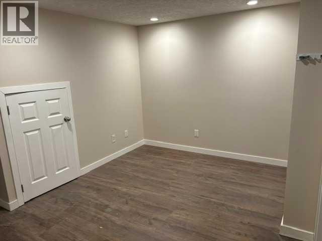 6934 Laguna Way NE — photo 27