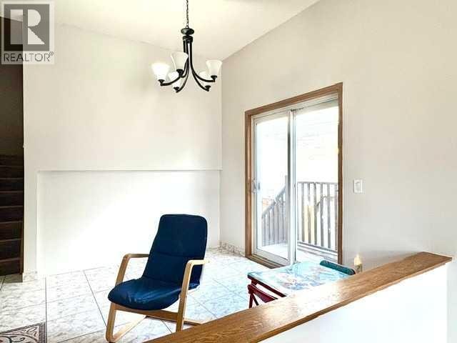6934 Laguna Way NE — photo 10