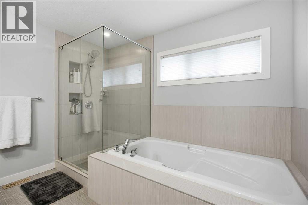 452 Evansglen Drive NW — photo 17
