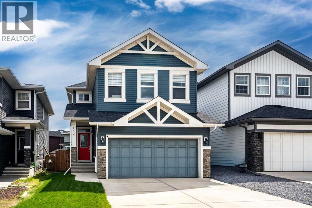 452 Evansglen Drive NW