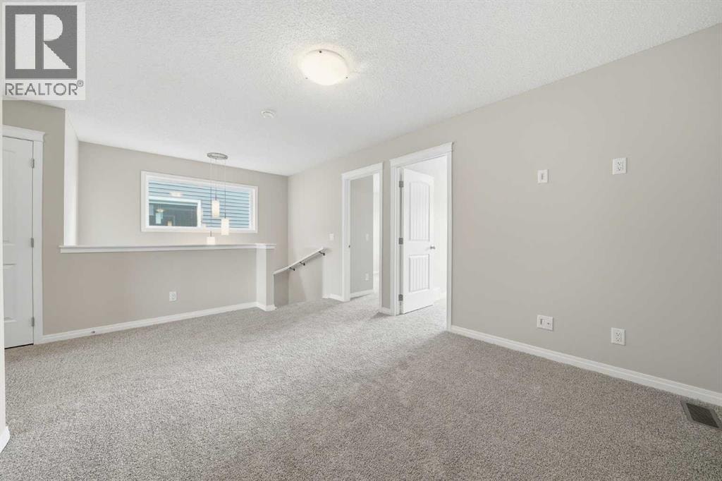 831 Wolf Willow Boulevard SE — photo 16