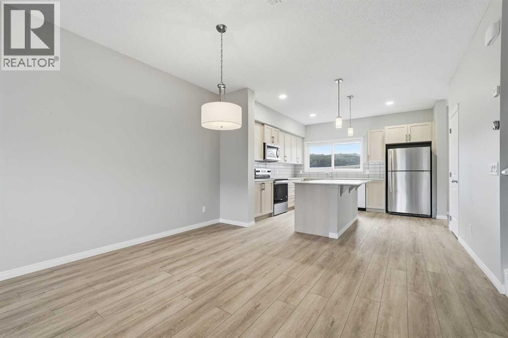 831 Wolf Willow Boulevard SE — photo 7