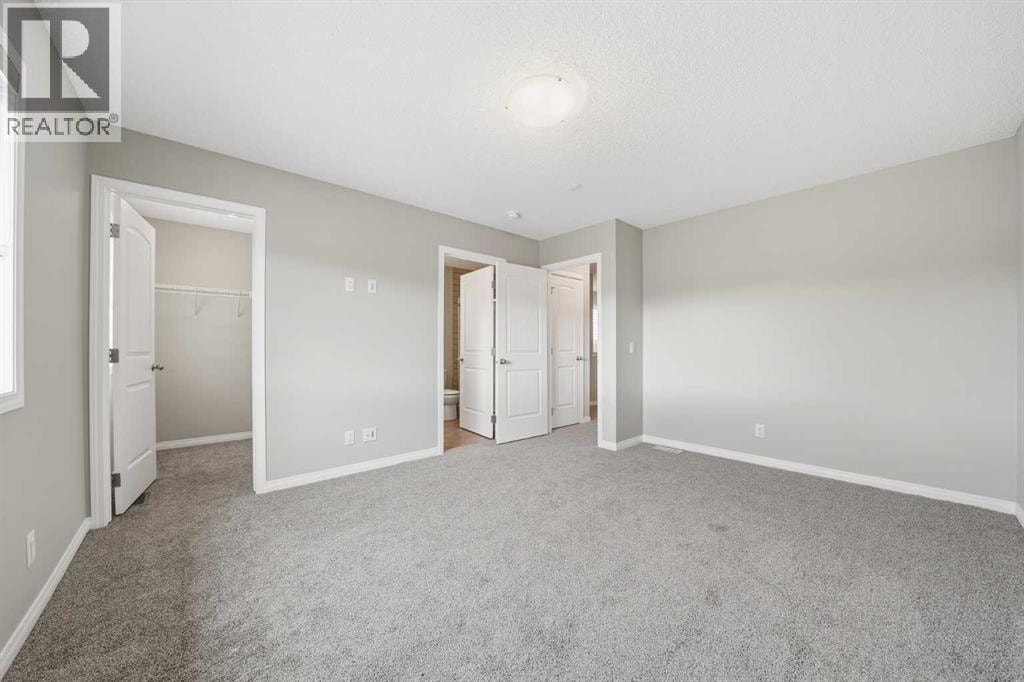 831 Wolf Willow Boulevard SE — photo 18