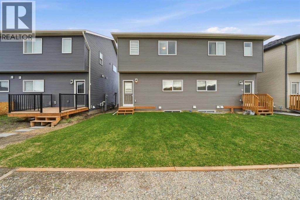 831 Wolf Willow Boulevard SE — photo 41
