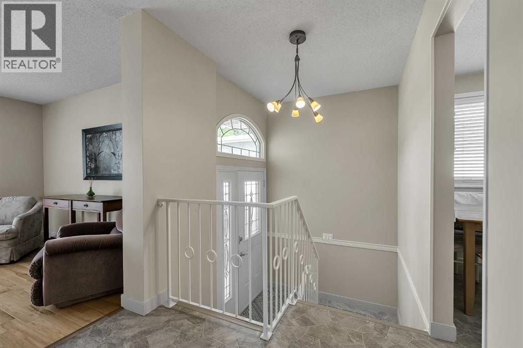 99 Huntford Road NE — photo 3