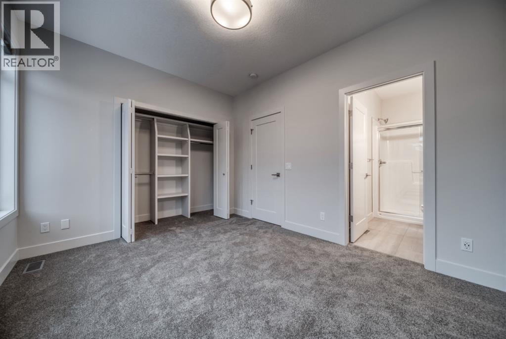 81 Royal Elm Green NW — photo 13
