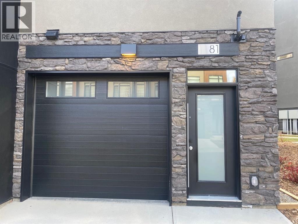81 Royal Elm Green NW — photo 22