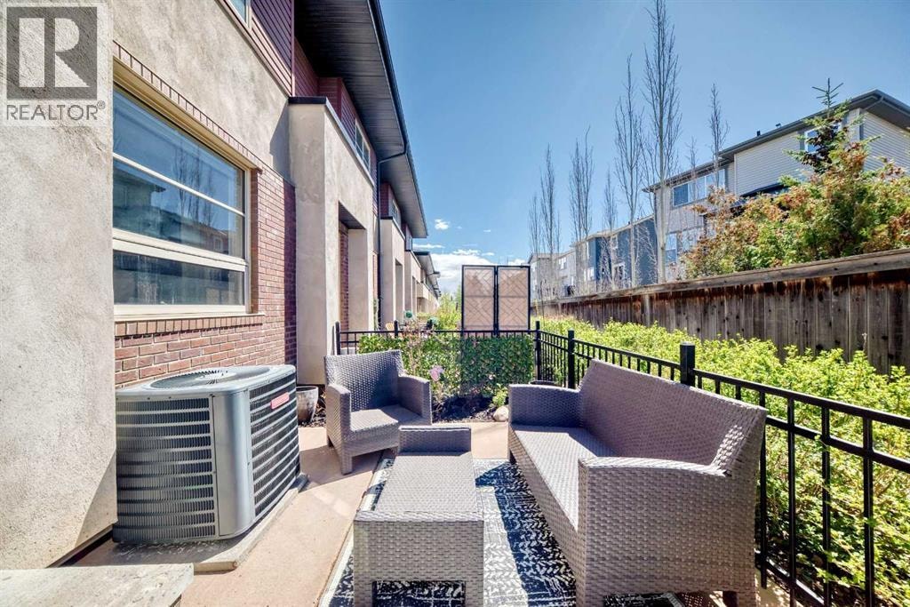 25 Aspen Hills Terrace SW — photo 4