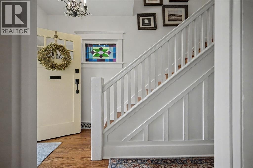 223 2 Avenue NE — photo 21