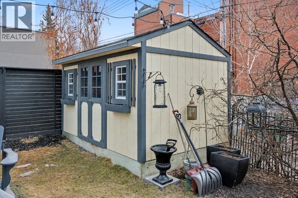 223 2 Avenue NE — photo 43
