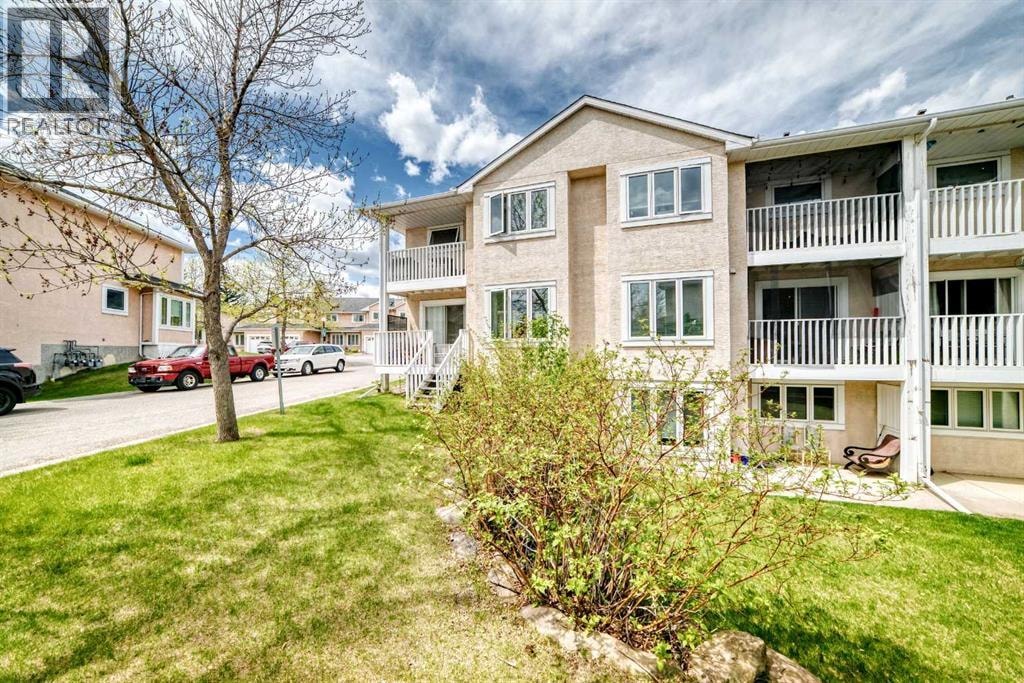 109, 388 Sandarac Drive NW — photo 32