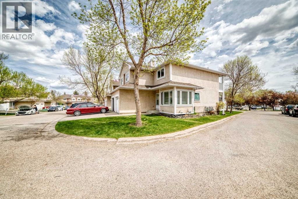 109, 388 Sandarac Drive NW — photo 35