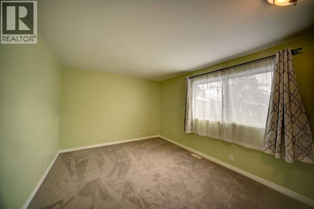 30, 380 Bermuda Drive NW — photo 16