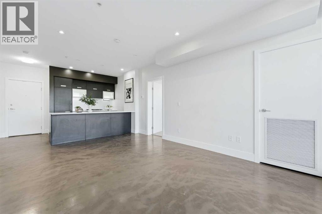 607, 2505 17 Avenue SW — photo 14