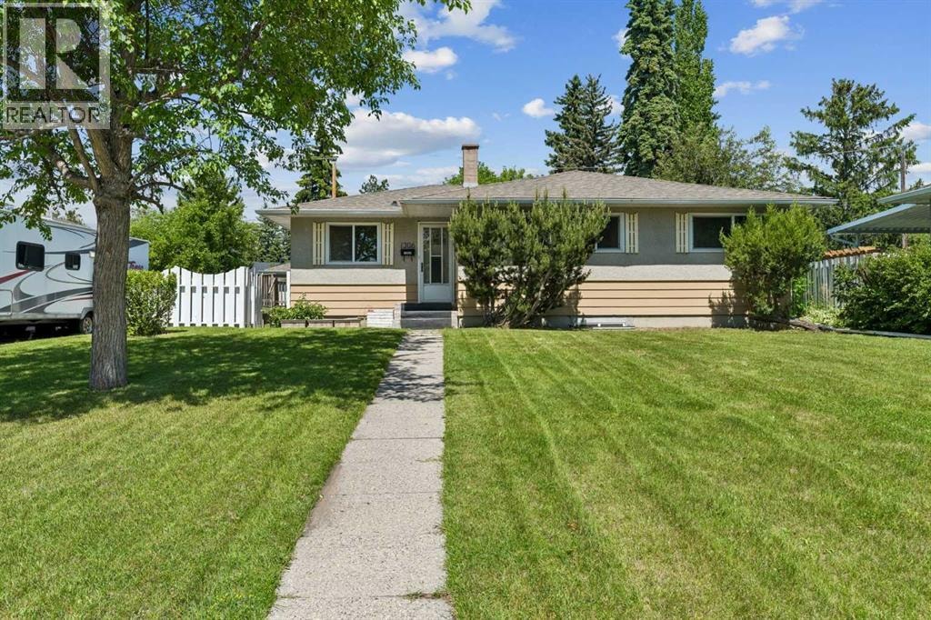 1306 87 Avenue SW — photo 1