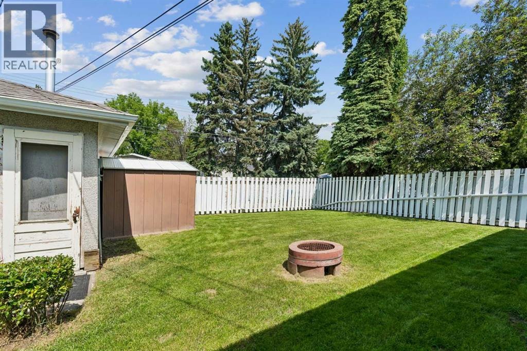 1306 87 Avenue SW — photo 42