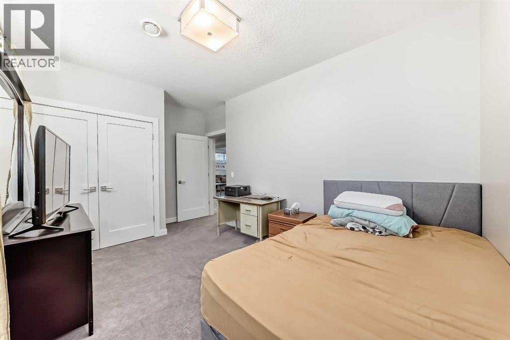 112 Hanover Road SW — photo 33
