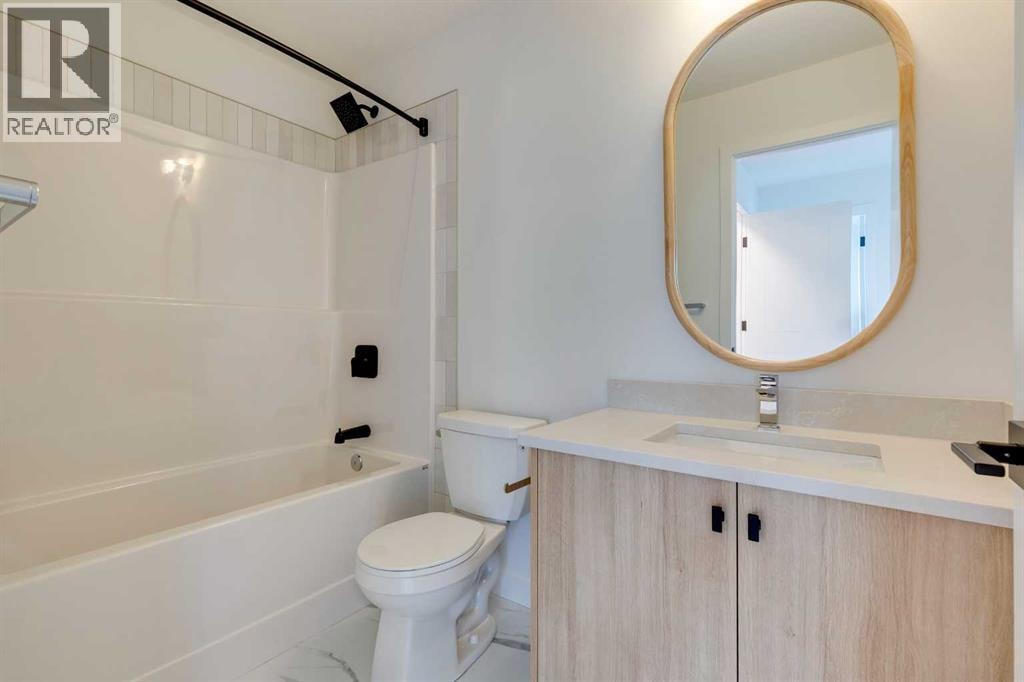 409 Clydesdale Avenue — photo 12