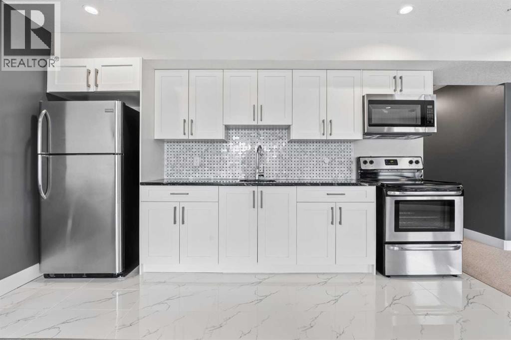 660 Harrison Court — photo 22