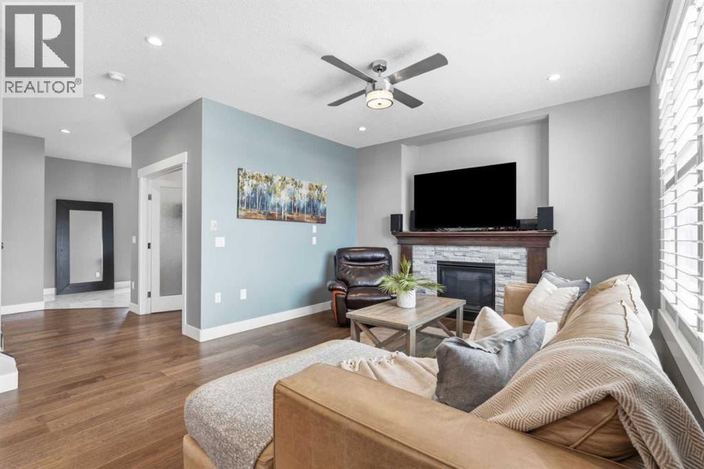 660 Harrison Court — photo 9