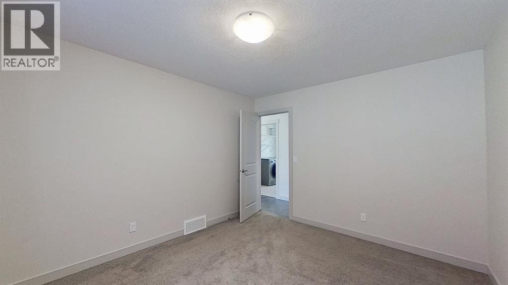 78 Cranarch View SE — photo 17