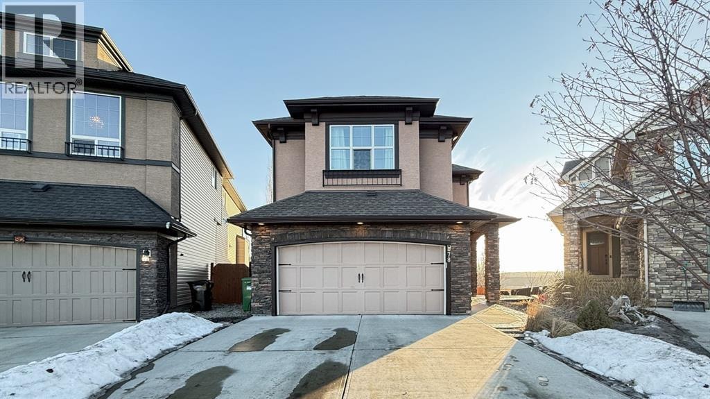 78 Cranarch View SE — photo 1