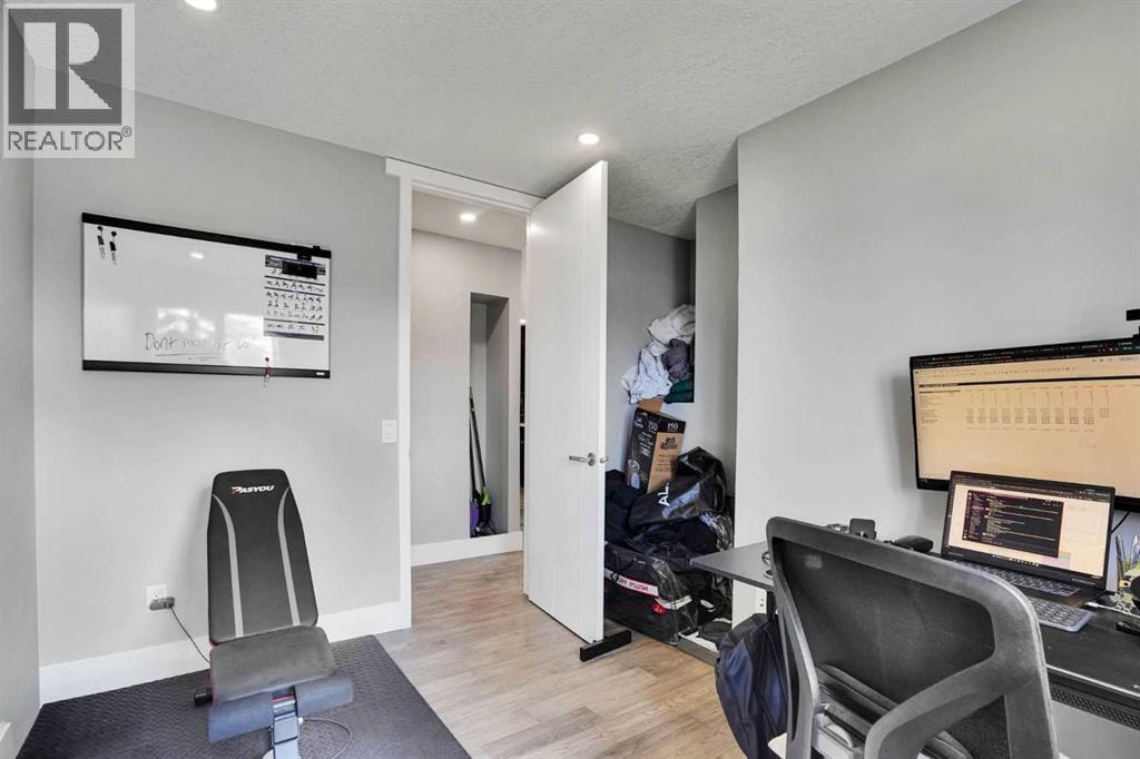 1527 Maitland Drive NE — photo 15