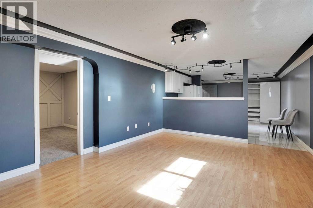 1527 Maitland Drive NE — photo 35