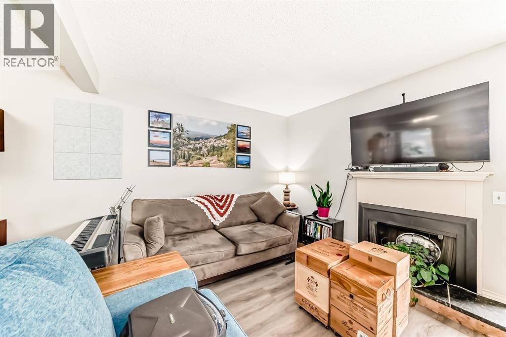 409, 2520 Palliser Drive SW — photo 4