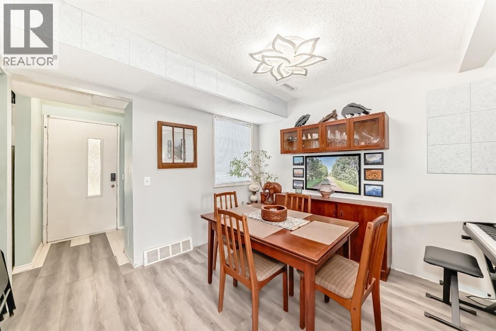409, 2520 Palliser Drive SW — photo 2