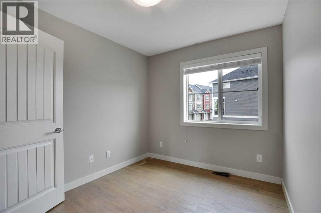 413, 355 Nolancrest Heights NW — photo 23