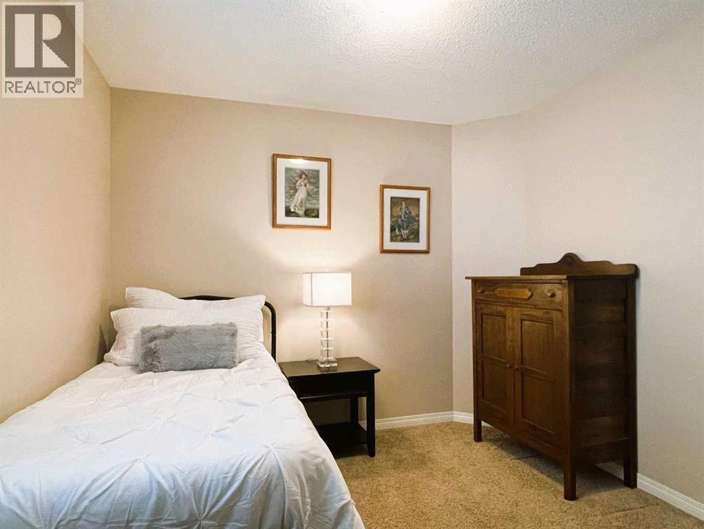 107 Skyview Springs Manor NE — photo 14