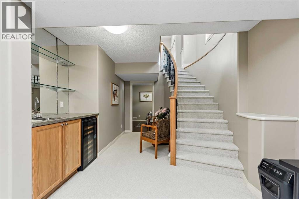 131 Invermere Close — photo 25