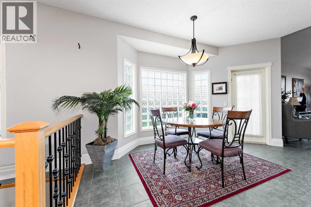 131 Invermere Close — photo 9