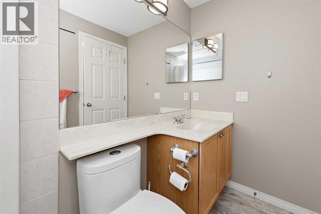 131 Invermere Close — photo 34