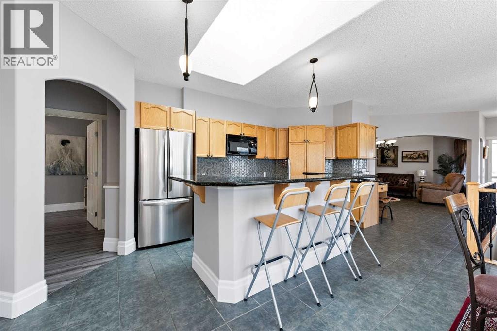 131 Invermere Close — photo 10