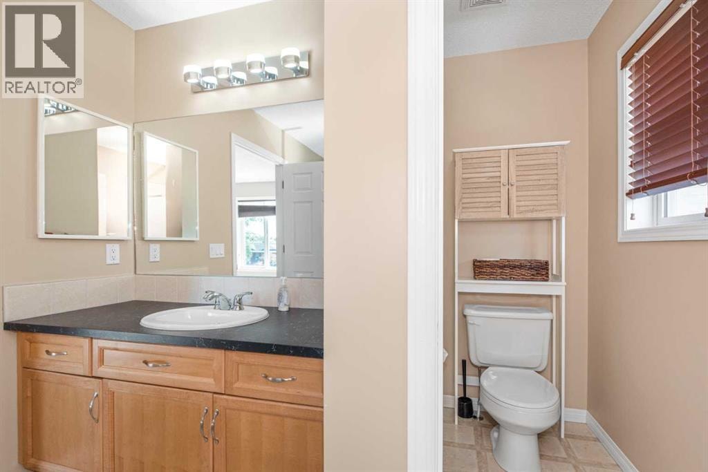 253 Bridleridge View SW — photo 8