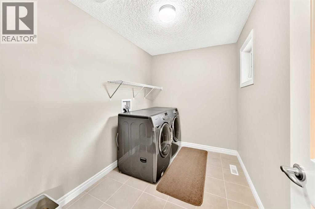 141 Riviera Crescent — photo 46