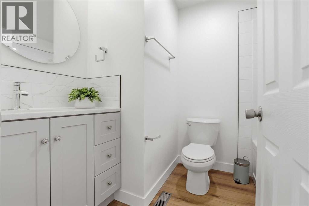431 Queen Charlotte Drive SE — photo 21