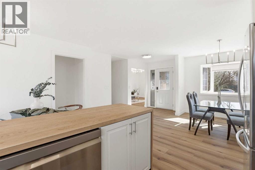 431 Queen Charlotte Drive SE — photo 15