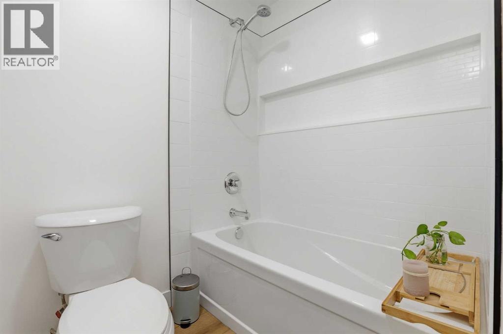 431 Queen Charlotte Drive SE — photo 22