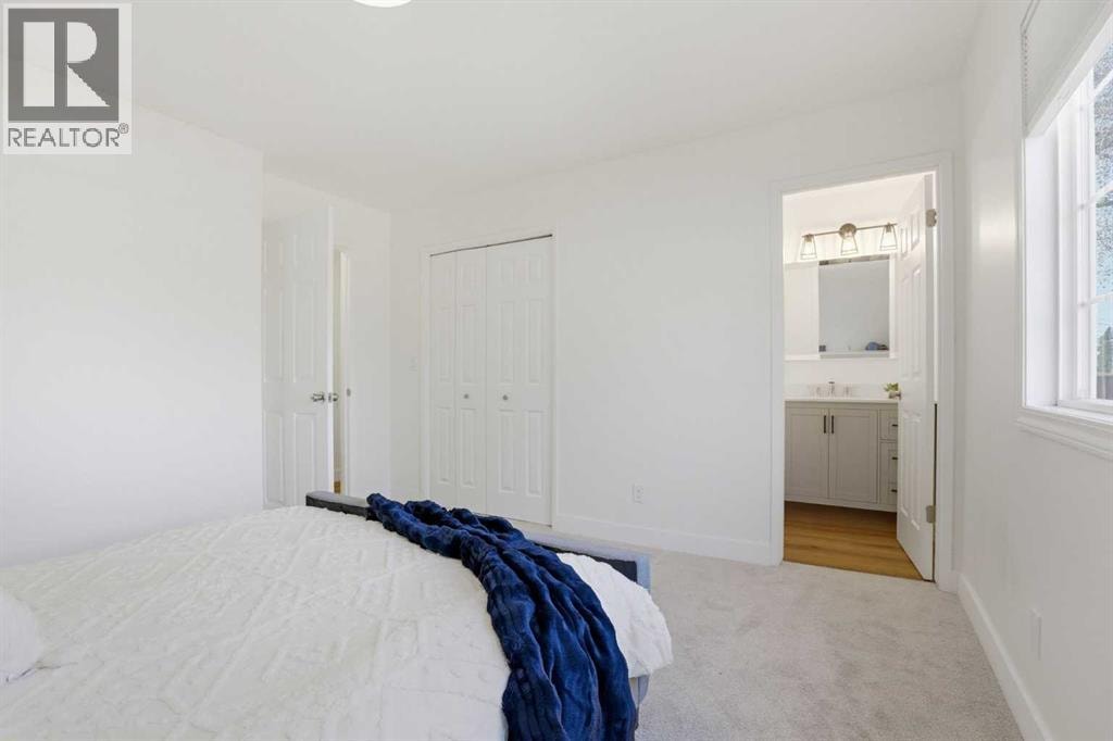 431 Queen Charlotte Drive SE — photo 24
