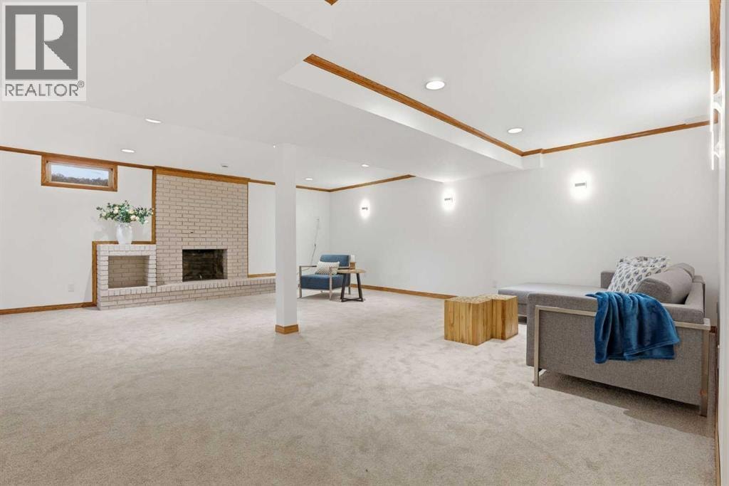431 Queen Charlotte Drive SE — photo 36