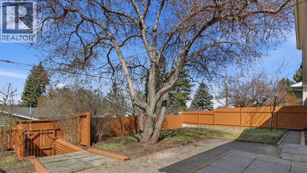 431 Queen Charlotte Drive SE — photo 46