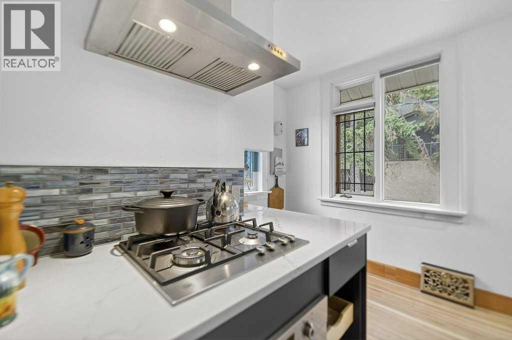 924 7A Street NW — photo 16