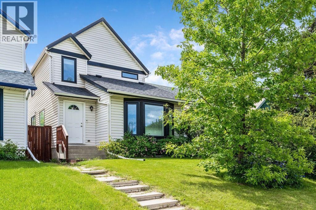 15 Woodmont Green SW
