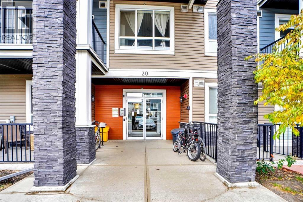 111, 30 Walgrove Walk SE — photo 3