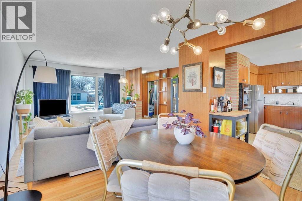 36 Malibou Road SW — photo 10